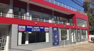 Local de 42M2 à l’étage dans un immeuble de standing, Ambohibao
