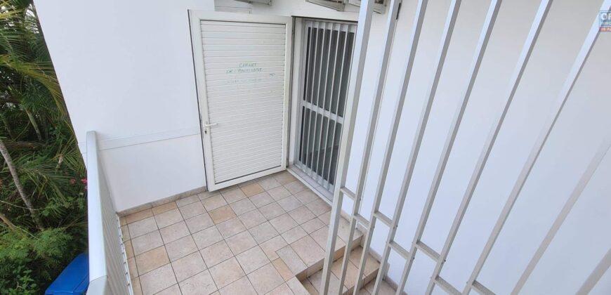 Local Professionnel de 77m2 au centre-ville de Saint Paul