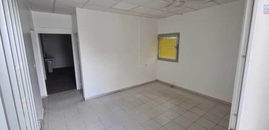 Local Professionnel de 77m2 au centre-ville de Saint Paul