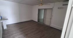 Local Professionnel de 77m2 au centre-ville de Saint Paul