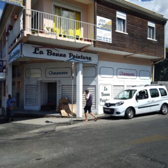 Local commercial au centre ville de la Ravine des Cabris