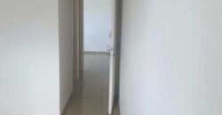 Local professionnel de 69 m2 en zone franche, Sainte Clotilde