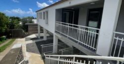 Local commercial de 115 m2 situé en hyper centre de Saint Gilles Les Hauts