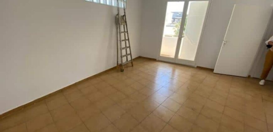 Local professionnel de 19 m2 remis à neuf, Saint Denis