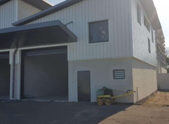 Entrepôt neuf de 178m2 dans la zone industrielle LES SABLES, Etang Salé