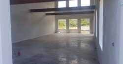 Local commercial de 100 m2 , Etang Salé