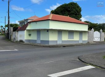 A louer un local professionnel de 50m² avec parking à proximité à Saint-André