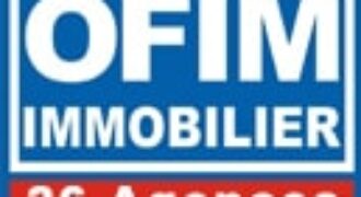 A louer un local professionnel avec parking situé proche commerces à La Possession