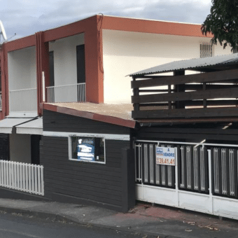 À vendre propriété commerciale avec partie résidentielle à La Rivière Saint Louis