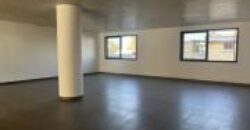 Location de 2 locaux professionnels de 191 m² chacun à Andraharo-Tananarive
