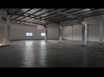 A louer : entrepôt de 594 m² sur 2 niveaux à Ambohibao, Antananarivo