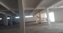 A louer : Entrepôt sécurisé de 4 000 m² proche commerces à Anosizato.