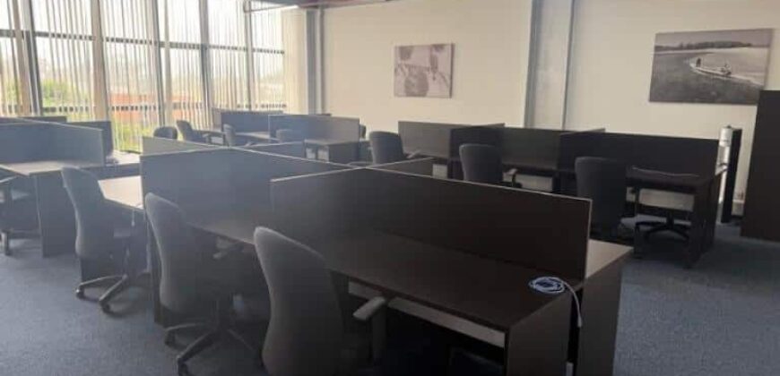 Location: Bureau moderne et flexible pour start-up ou petite équipe à Grand Baie