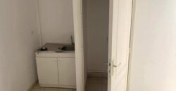 A louer un local commercial de 30m2 proche des commerces à la Rivière Saint Louis