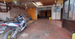 A louer un local commercial de 80m2 avec parking en plein centre d’ivandry