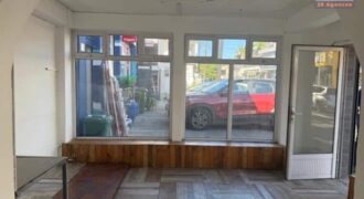 A louer un espace commercial d’environ 200 m2 situé dans la région dynamique de Grand Baie
