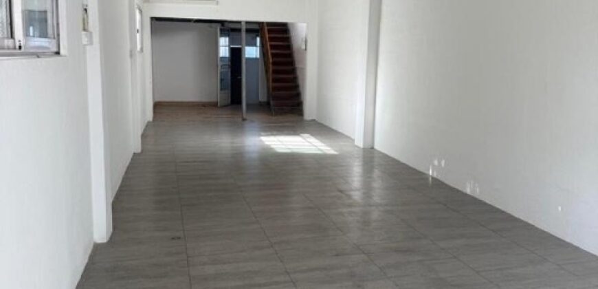 A louer un espace commercial d’environ 200 m2 situé dans la région dynamique de Grand Baie