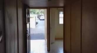 A louer deux bureaux professionnels de 40 m2 situés à Saint Gilles Les Bains