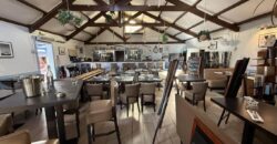 À vendre restaurant traditionnel avec murs et fonds situé en plein cœur de la ville du Port