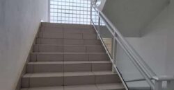 A louer deux bureaux de 150,80 m² chacun situés au 3e étage d’un immeuble professionnel à Ambolokandrina
