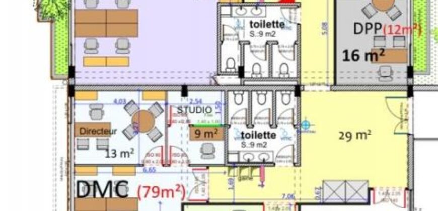A louer un local professionnel de 508m2 avec parking à Ankorondrano