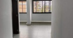 A louer un local professionnel de 508m2 avec parking à Ankorondrano