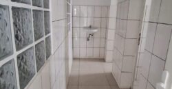 A louer deux bureaux de 150,80 m² chacun situés au 3e étage d’un immeuble professionnel à Ambolokandrina