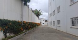 A louer deux bureaux de 150,80 m² chacun situés au 3e étage d’un immeuble professionnel à Ambolokandrina