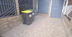 A louer un local commercial de 50m2 situé dans le secteur Cambuston à Saint André