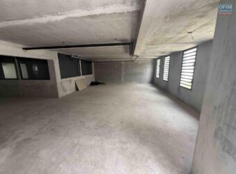 En vente un local commercial de 97 m² idéalement situé à Saint-Denis