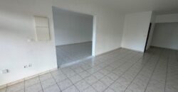 Location d’un local professionnel idéalement situé au Tampon 14e