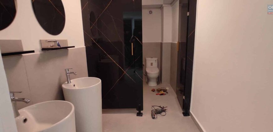 À Louer – Local professionnel de 400 m², dans un site sécurisé à Andraharo Ambodivonikely