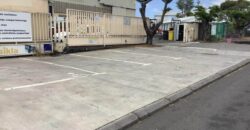 Spacieux local professionnel de 295 m² à louer à Cambaie Saint-Paul – Idéal bureaux ou entrepôt