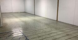 Spacieux local professionnel de 295 m² à louer à Cambaie Saint-Paul – Idéal bureaux ou entrepôt