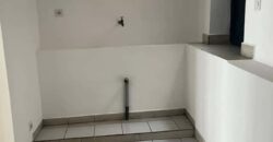 Location d’un local commercial d’environ 100m2 en bord de route à Mahamasina