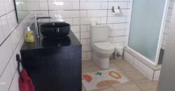 Location d’un bureau de 13 m² idéal pour télétravail situé à Pointe aux Canonniers.