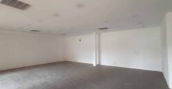 À louer des locaux commerciaux avec parking proche des commerces d’Ankorondrano