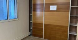 À louer un vaste local commercial de 200m2 avec parking à Terre Sainte