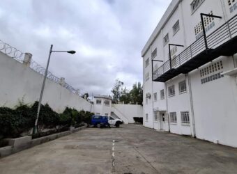 À louer deux bureaux de 150.80m2 à Ambolokandrina Tananarive