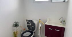 A louer local professionnel équipé pour salon de coiffure d’environ 31 m² au Tampon la Pointe