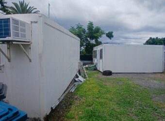 À LOUER – Bureau container sur terrain de 200 m² à Saint-Gilles-les-Hauts