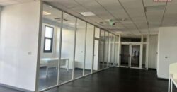 Bureaux 3 000 m² avec parking à louer sur 3 niveaux – Alarobia