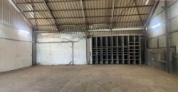 À louer local de stockage 120 m² avec grand parking situé à Saint-Pierre île de la Réunion