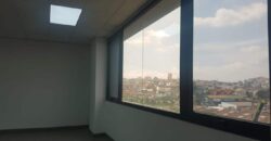 À louer un local professionnel de 230m2  au 3ème étage d’un immeuble à Ankorondrano