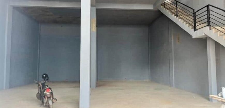 À louer deux entrepôts neufs de 1 040 m² chacun à Talatamaty Tananarive