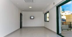 À louer : immeuble de bureaux sur 3 niveaux idéalement situé à Antsahavola Tananarive