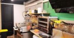 En vente le snack café Lîlo Café d’environ 40 m2 situé en centre-ville de Saint-Louis Réunion