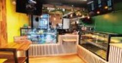 En vente le snack café Lîlo Café d’environ 40 m2 situé en centre-ville de Saint-Louis Réunion