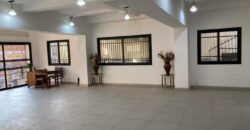 À louer un local commercial de 125m2 proche des commerces à Behoririka Tananarive