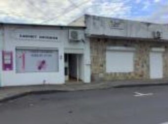 À louer local commercial ou professionnel de 41 m2 situé au centre-ville de La Ravine des Cabris Réunion